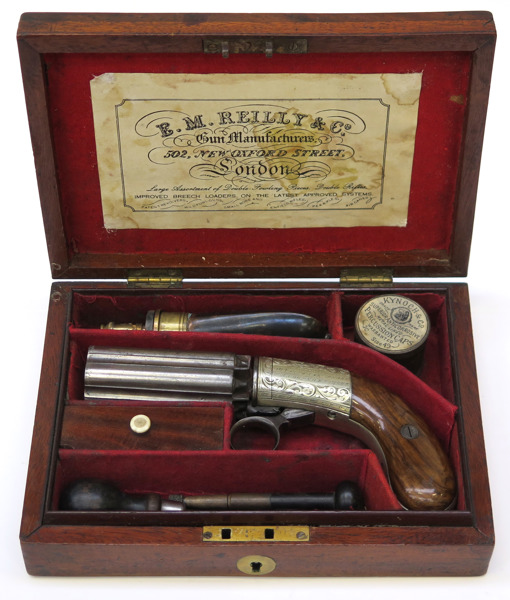 Slaglåsrevolver, så kallad "Pepperbox", stål och vitmetall med valnötskolv, E(dward M(ichael) Reilly & Co, omkring 1860, signerad "Reilly 302 Oxford St London, J R Cooper's Patent",